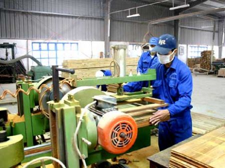 Máy chế biến gỗ công nghiệp